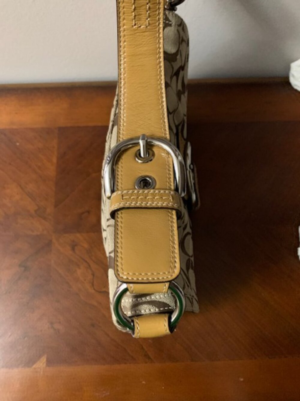 Like New Coach Shoulder bag - Picture 5 of 10